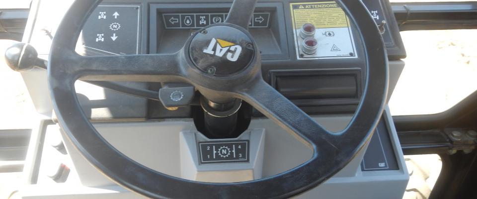 Terna-Caterpillar-combinata